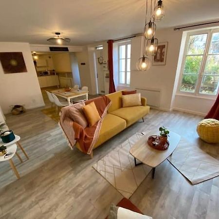 Comme Un Air De Provence A Blois Apartment ภายนอก รูปภาพ