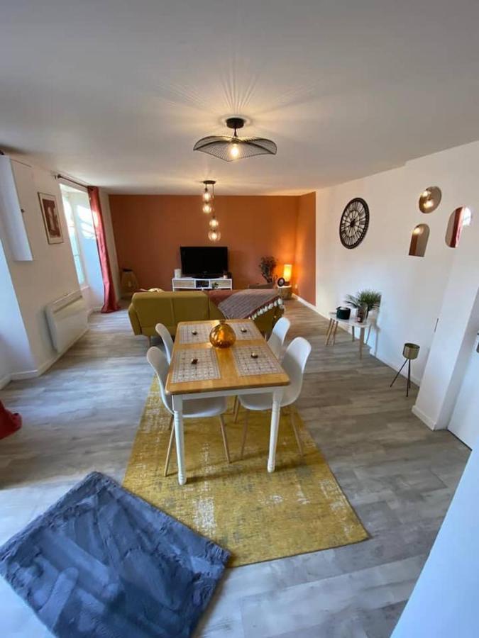Comme Un Air De Provence A Blois Apartment ภายนอก รูปภาพ