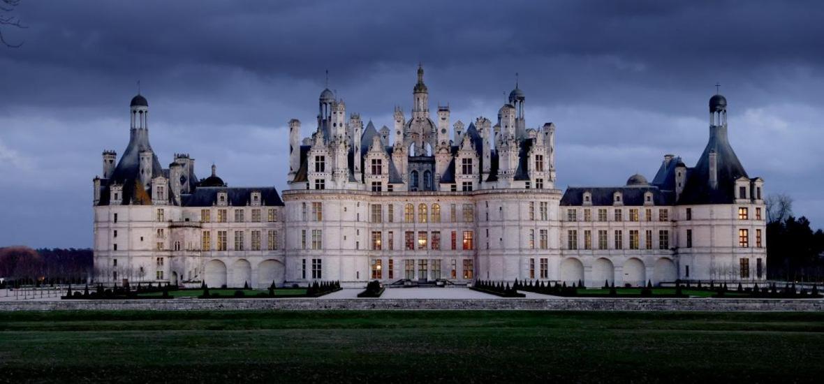 Comme Un Air De Provence A Blois Apartment ภายนอก รูปภาพ